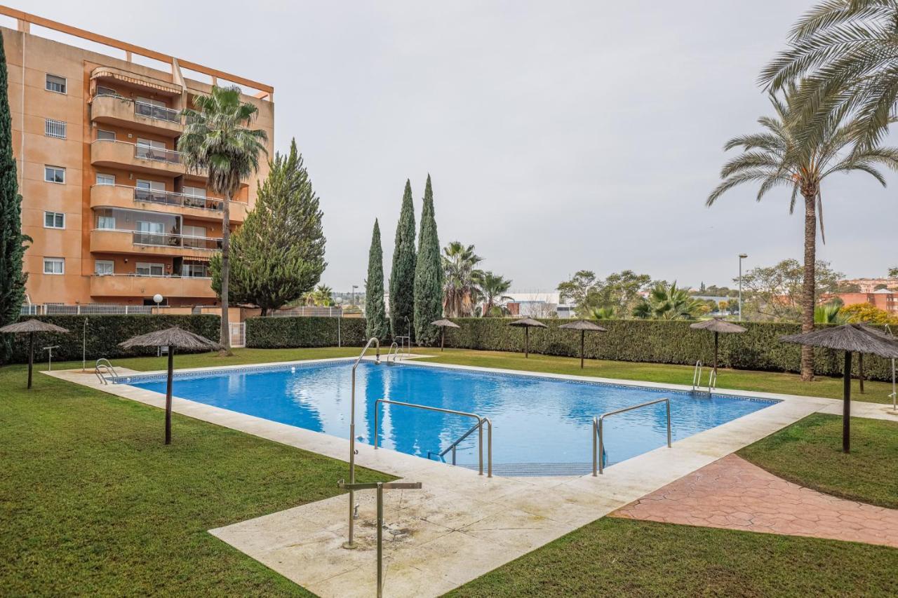 Apartment Sensacional 2 Hab 2 Banos 4 Pax Aljarafe Metro San Juan de Aznalfarache