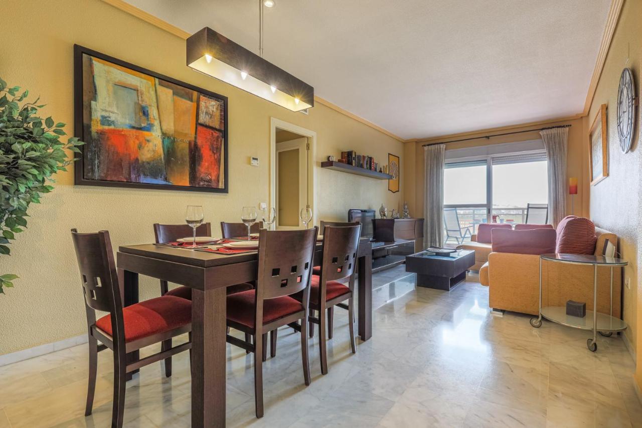 Apartment Sensacional 2 Hab 2 Banos 4 Pax Aljarafe Metro