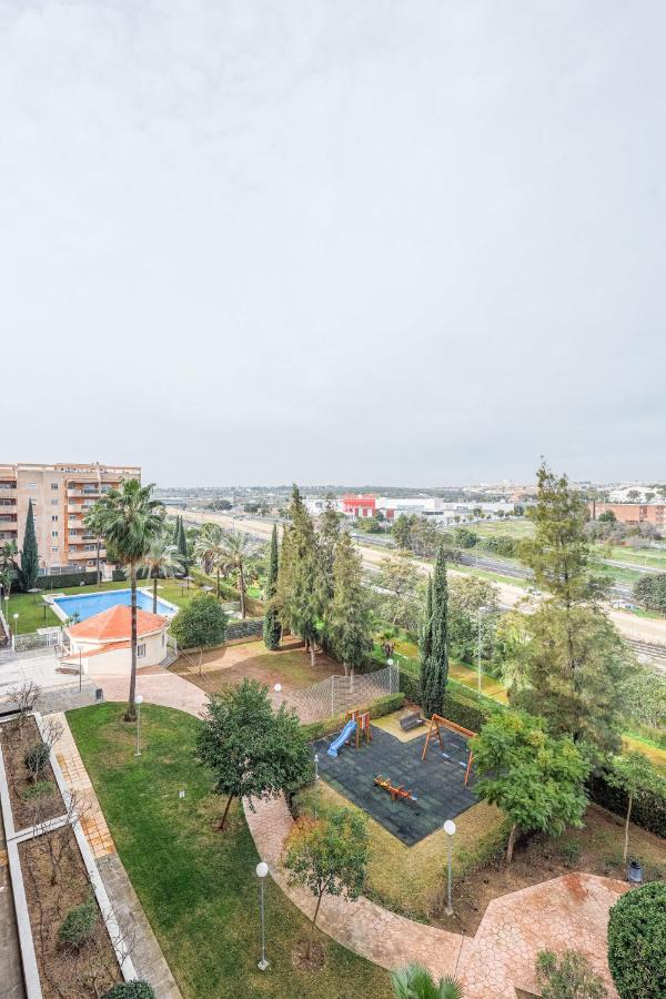 Sensacional 2 Hab 2 Banos 4 Pax Aljarafe Metro Apartment San Juan de Aznalfarache
