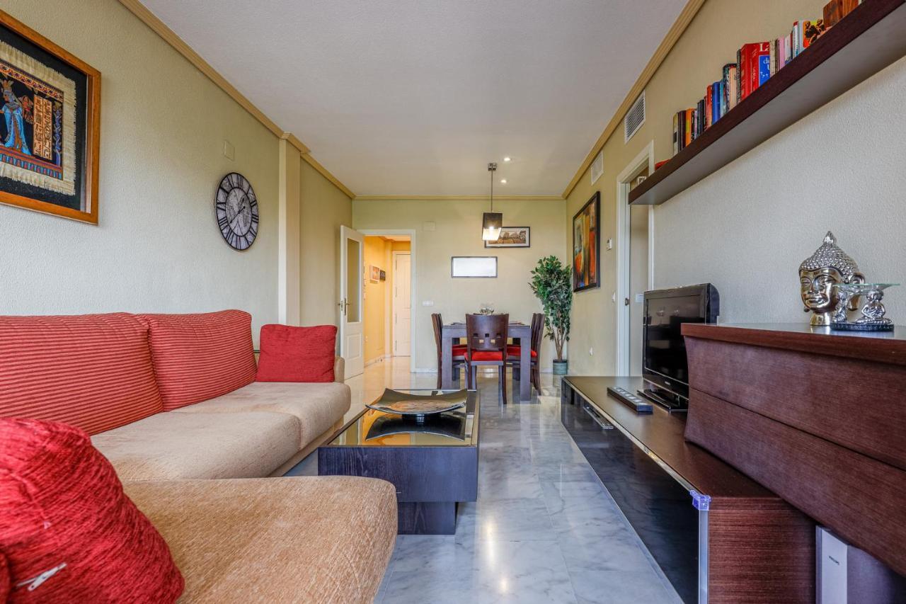 Sensacional 2 Hab 2 Banos 4 Pax Aljarafe Metro Apartment San Juan de Aznalfarache