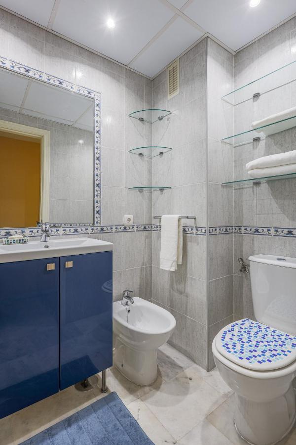 Sensacional 2 Hab 2 Banos 4 Pax Aljarafe Metro *