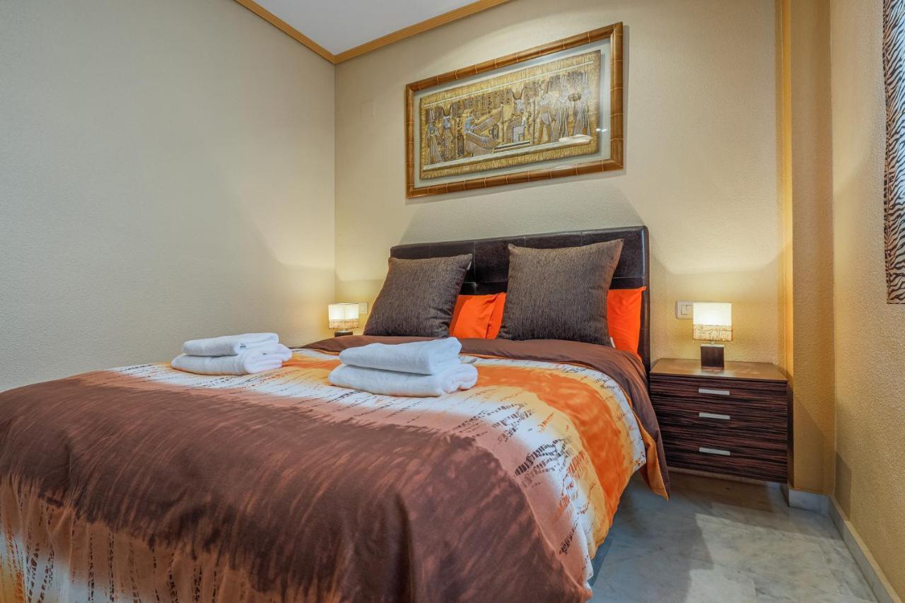 Apartamento Sensacional 2 Hab 2 Banos 4 Pax Aljarafe Metro