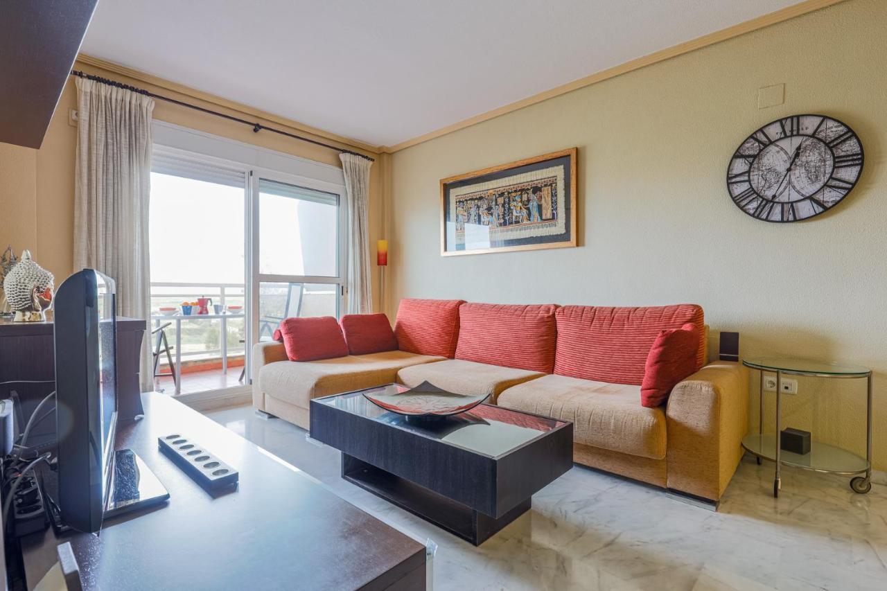 Sensacional 2 Hab 2 Banos 4 Pax Aljarafe Metro Apartamento